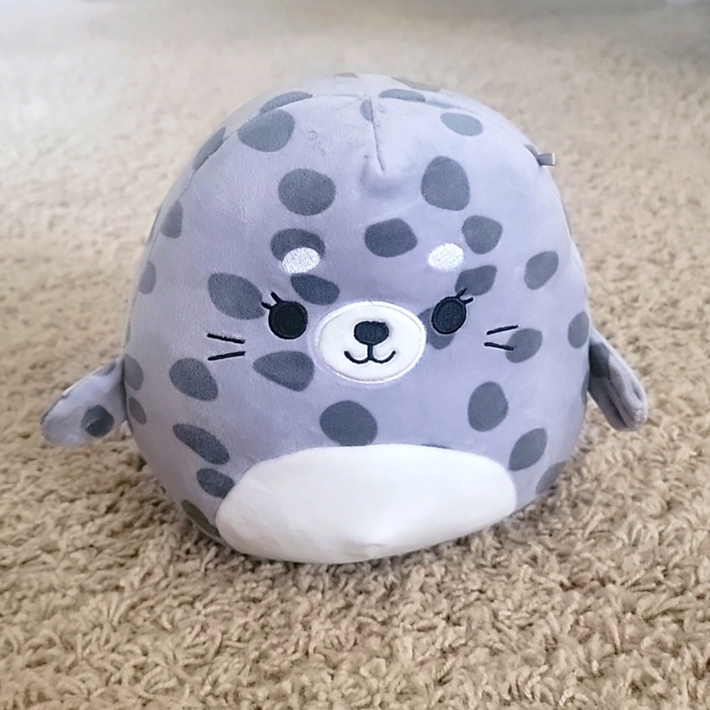 Squishmallow - Odile the Seal 7"